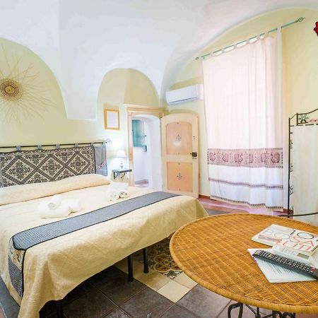 Romeo & Giulietta Rooms Bosa Dış mekan fotoğraf
